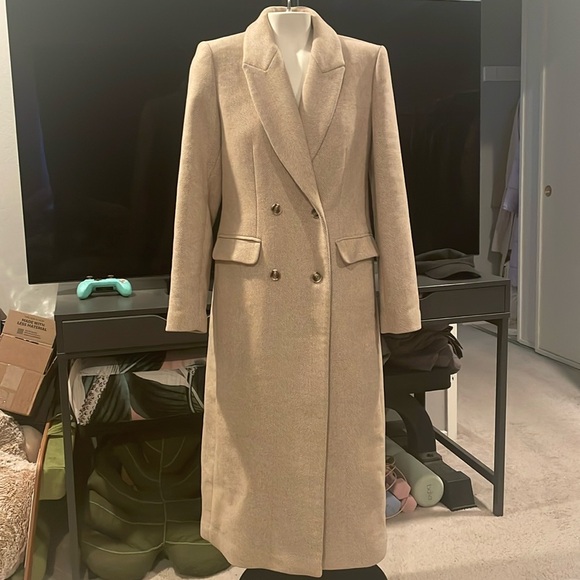 Reformation Winter Coat - Picture 1 of 5